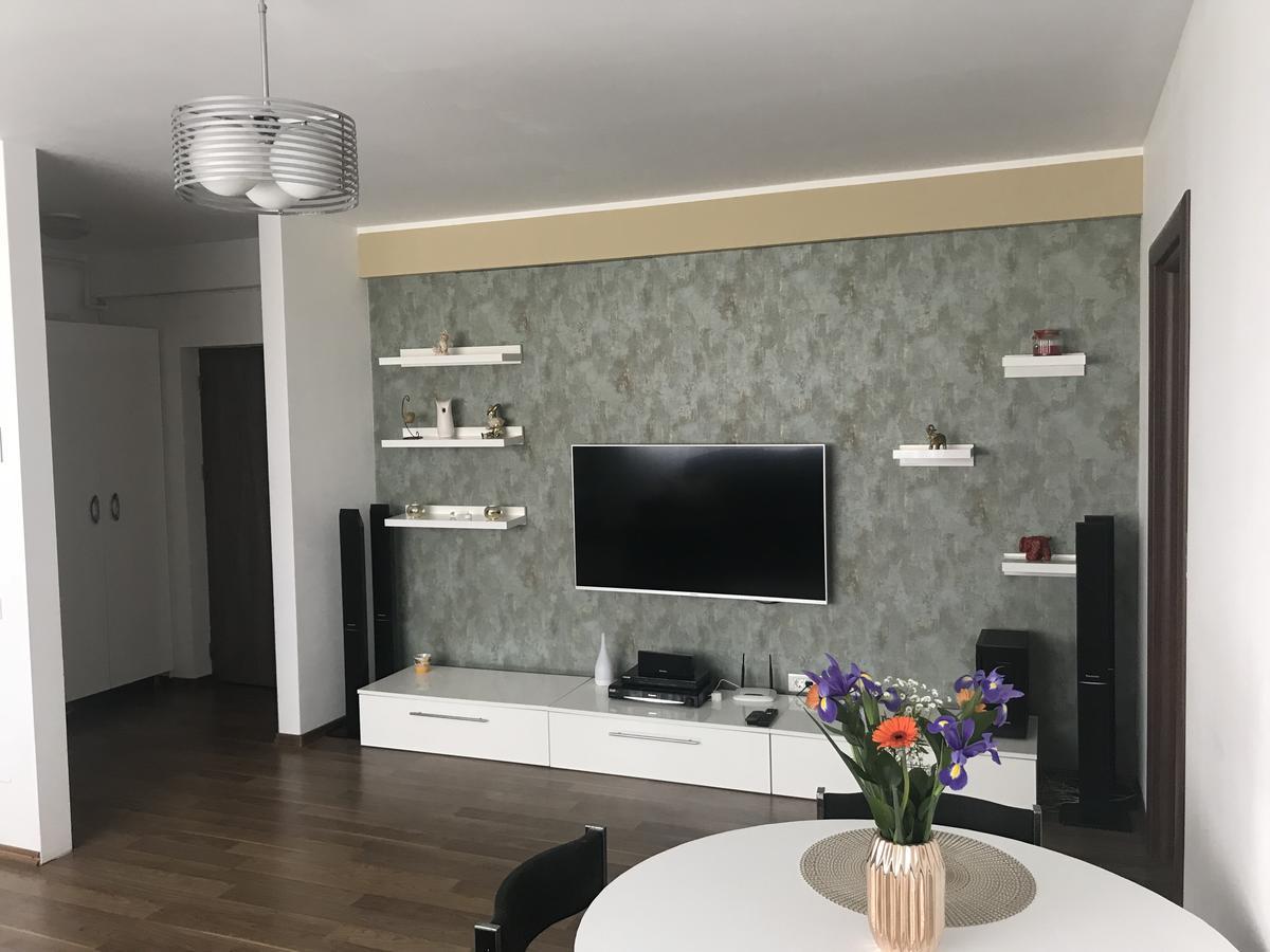 Pipera Lake View By Acme Rent 부쿠레슈티 외부 사진
