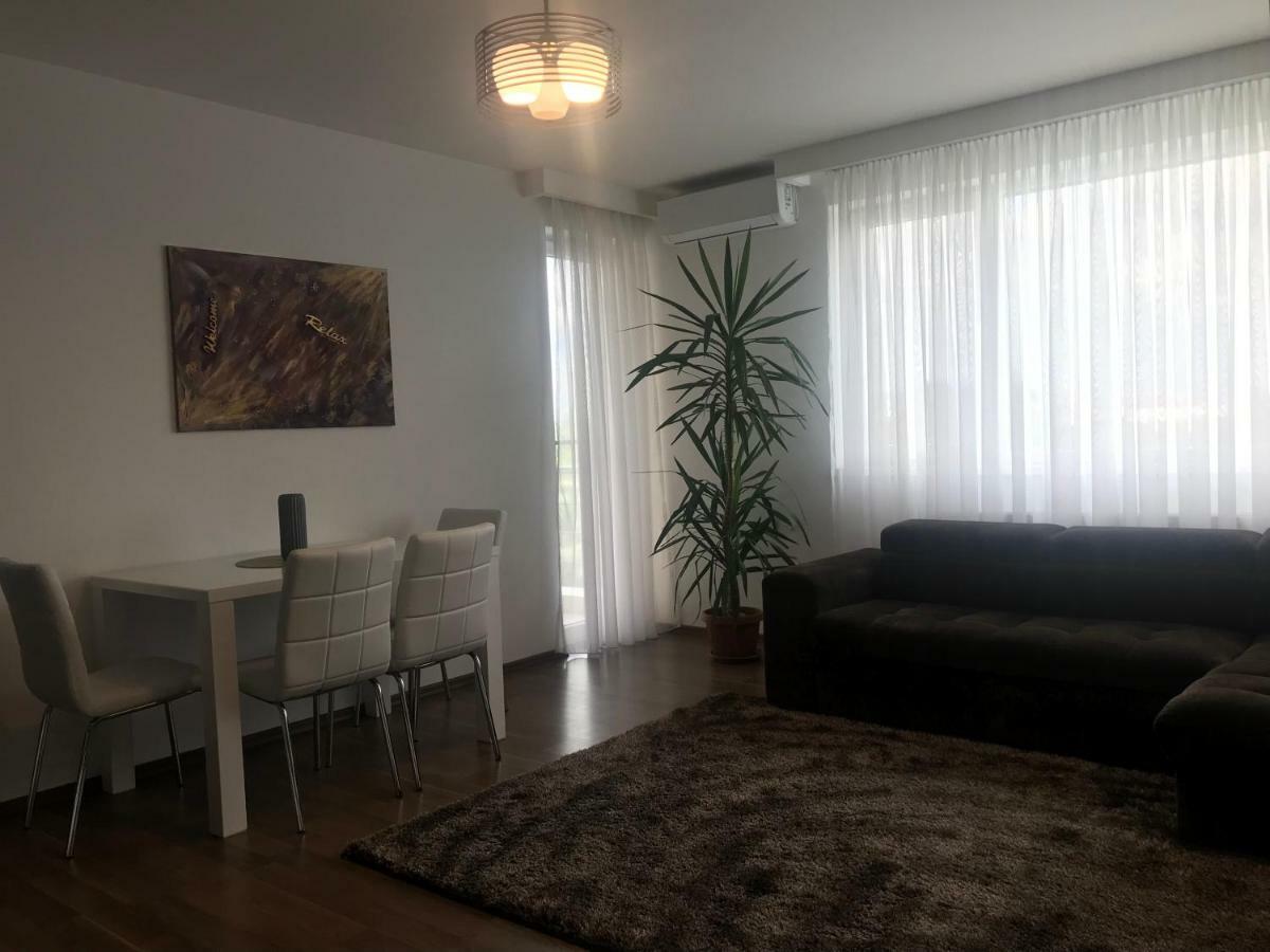 Pipera Lake View By Acme Rent 부쿠레슈티 외부 사진